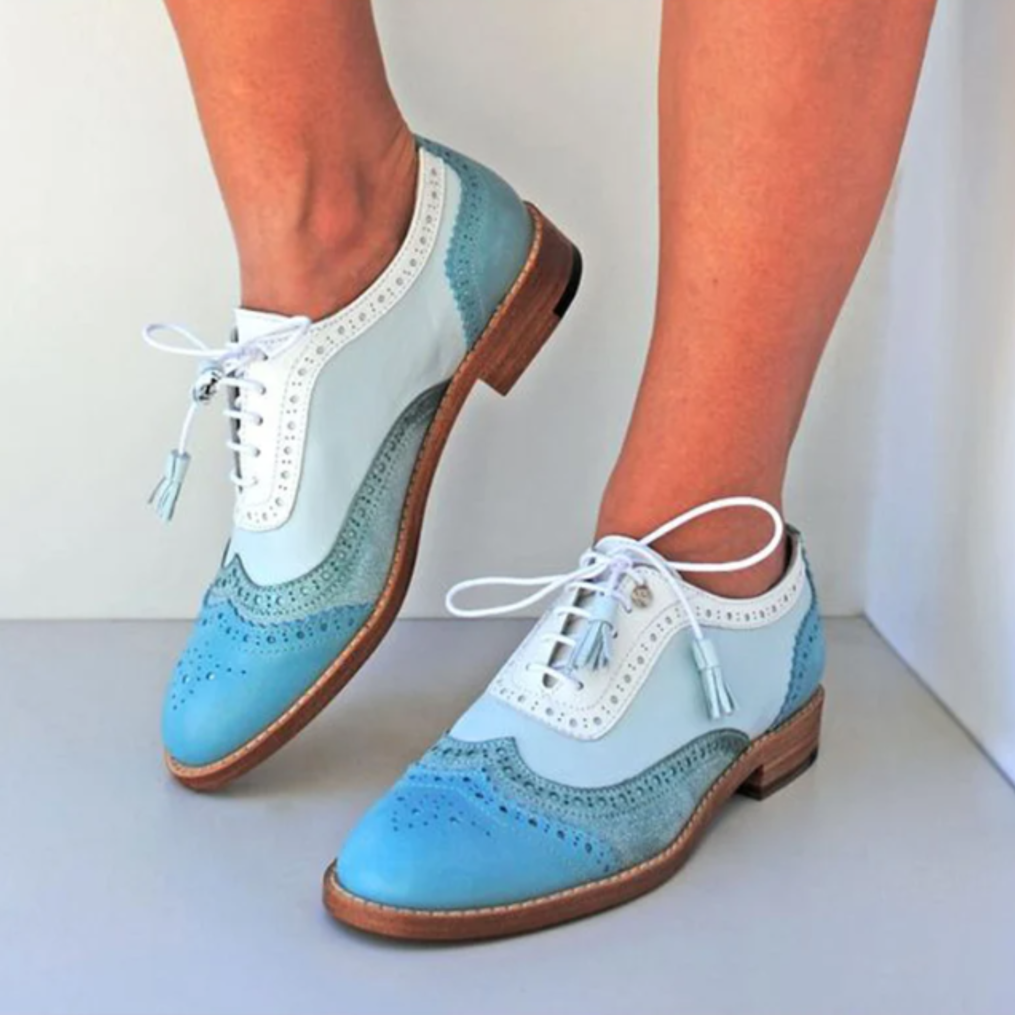 Handmade Women's Sky Blue Leather and Suede Oxford Wingtip Lace up Dre