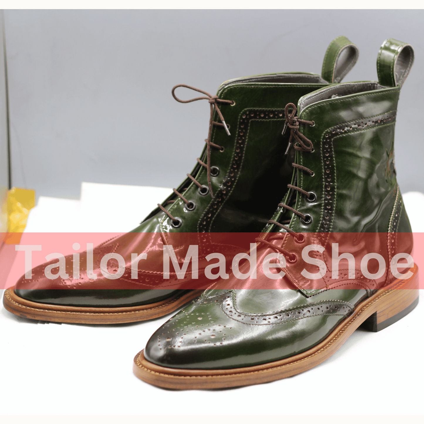 High-Quality Wingtip Brogue Boots in Glossy Green Leather Handmade Green Leather Brogue Boots – Classic Wingtip Design