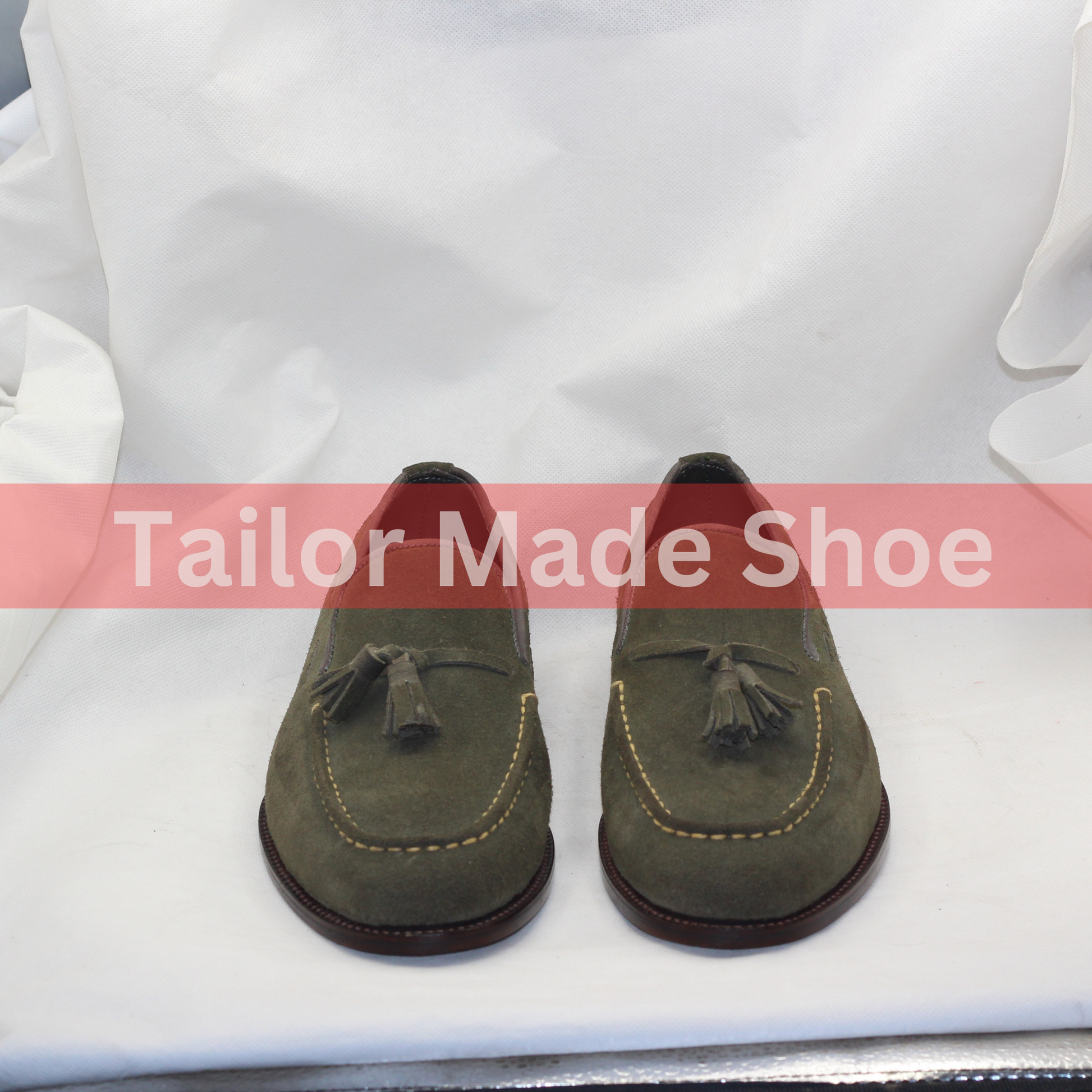 Luxury Men’s Green Suede Tassel Loafers Sophisticated Olive Green Suede Loafers – Comfortable and Durable Design
– Perfect for Casual and Formal Wear